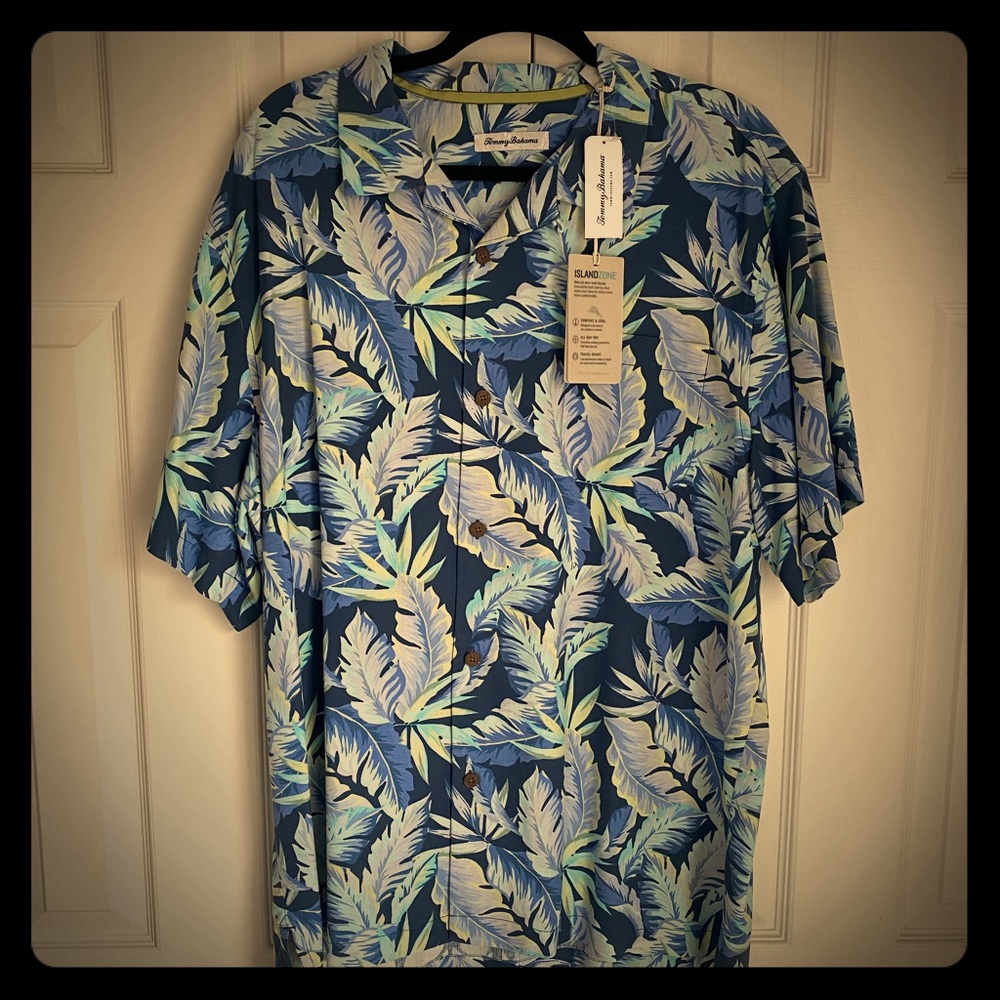 Men’s Hawaiian shirt